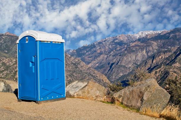 Best Portable restroom trailer rental  in Holualoa, HI